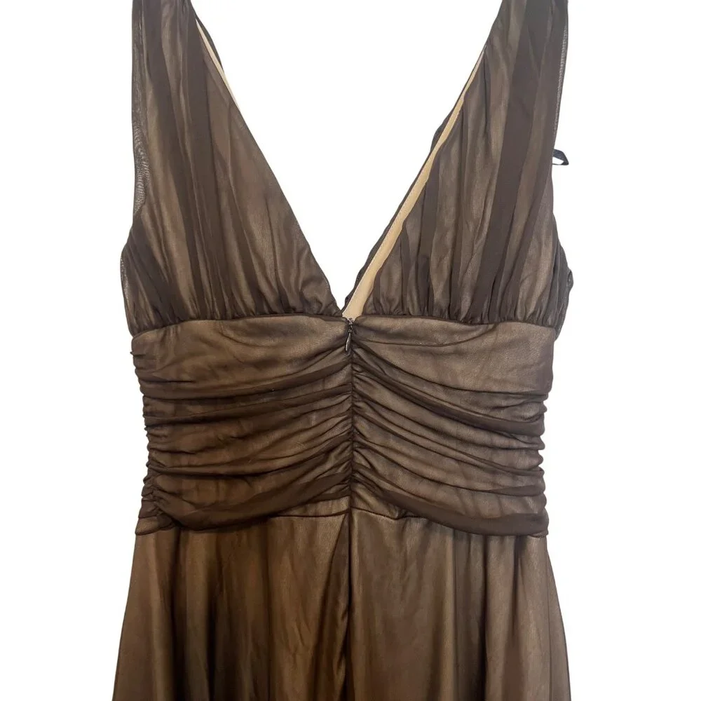 Connected Apparel Brown Sleeveless V-Neck Ruched Bodice Chiffon Dress Size 12 - Picture 3 of 5